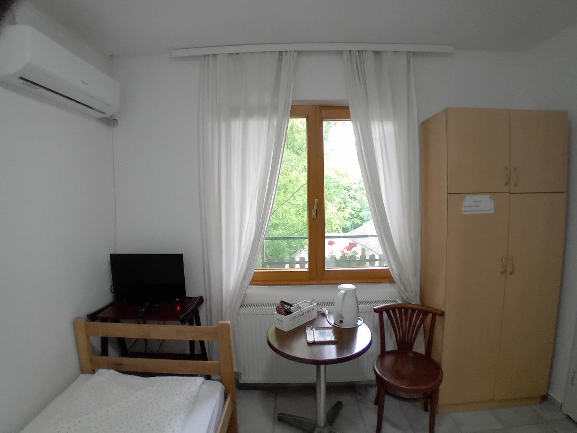 Zeravica Rooms B&B Sremski Karlovci Bagian luar foto